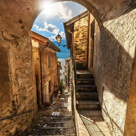 Appartamento Luce Sul - Centro Storico - 3min Walking