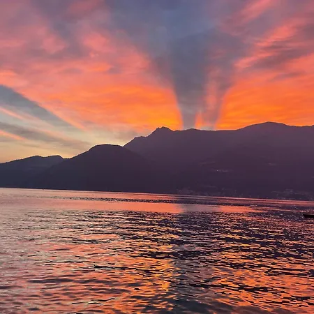 Luce Sul - Centro Storico - 3min Walking Appartamento *